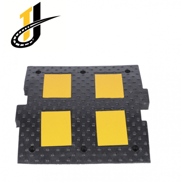 500*500*50mm,Yellow Black Rubber Speed Hump Steel Speed Bump Metal Speed Bump - Image 2