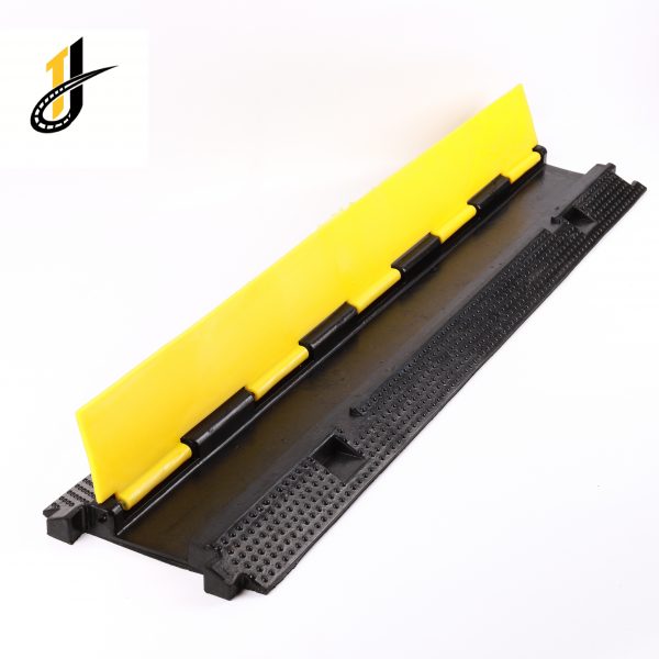 1000*220*30mm Rubber Roadway Safety Cable Ramp Protector for Roadway Application - Image 2