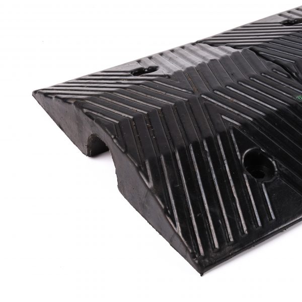 1000*350*70mm Rubber Roadway Safety Cable Ramp Protector - Image 3