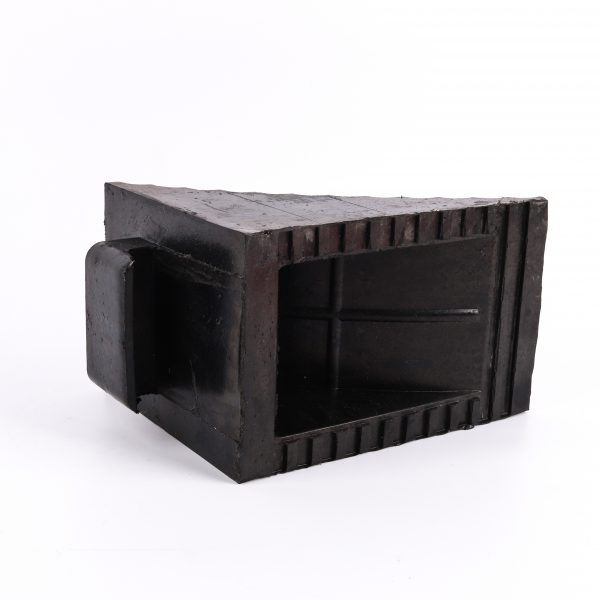 250*160*190mm High Quality Parking Lots Wheel Chocks Motorcycle Safety Traffic Rubber Wheel Chock - Image 3