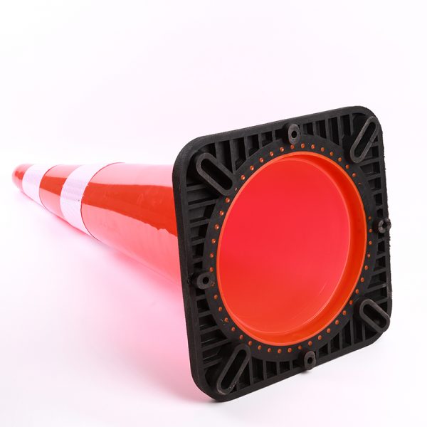 90*36*36High Visible Economic PVC Traffic Cones - Image 4